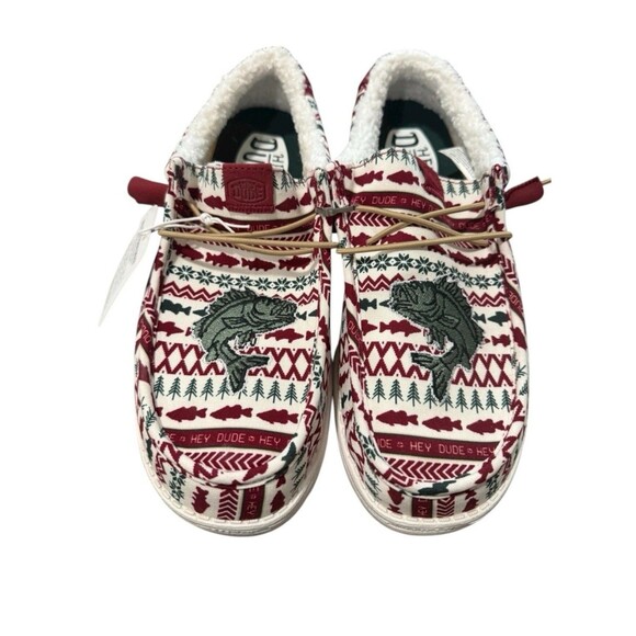 Hey Dude Wally Merry Fishmas Sweater Loafers Men\'s 9 Red Green Christmas Slip On